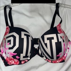 Push-up bra from Pink!